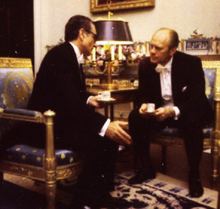 پرونده:ShahanshahAryamehrPresidentFordWhitehouse26Ordibehesht1354a.jpg