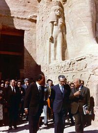 ShahanshahAryamehrShahbanouPresidentSadatLuxorDey1353g.jpg