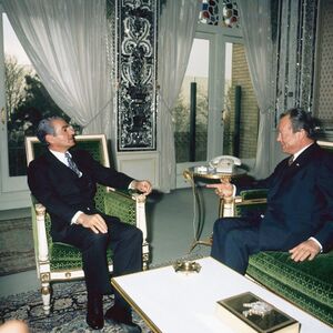 ShahanshahAryamehrWillyBrandtTehran15-18Esfand1350a.jpg