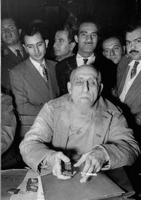 MossadeghTrial37a.jpg