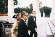 ShahanshahAryamehrOfficialDinnerPresidentNixonAmordad1352a.jpg
