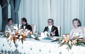 ShahanshahAryamehrKingJuanCarlosNiavaranPalace1978k.jpg