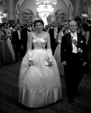 ShahanshahPresidentGronchiGolestan PalaceOfficialReception1336.jpg