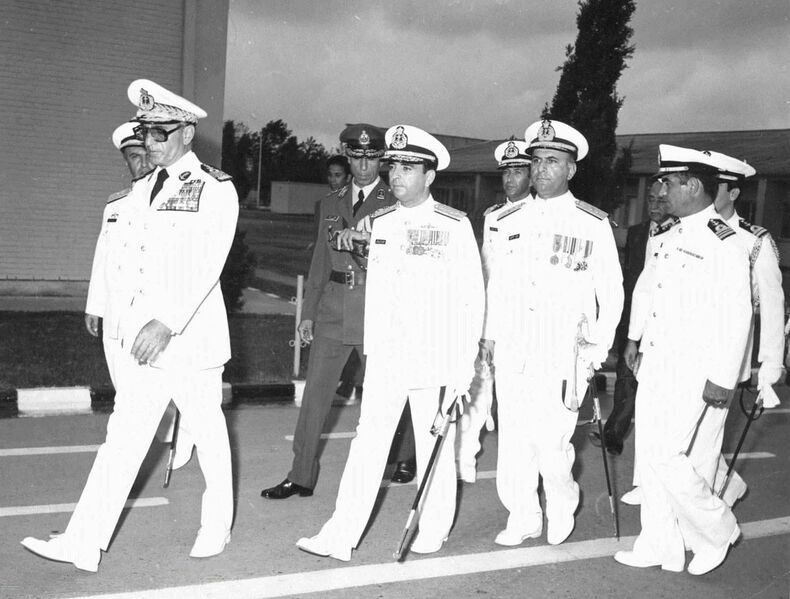 پرونده:ShahanshahAryamehrNavyBaseBandarPahlavi9Amordad2536b.jpg