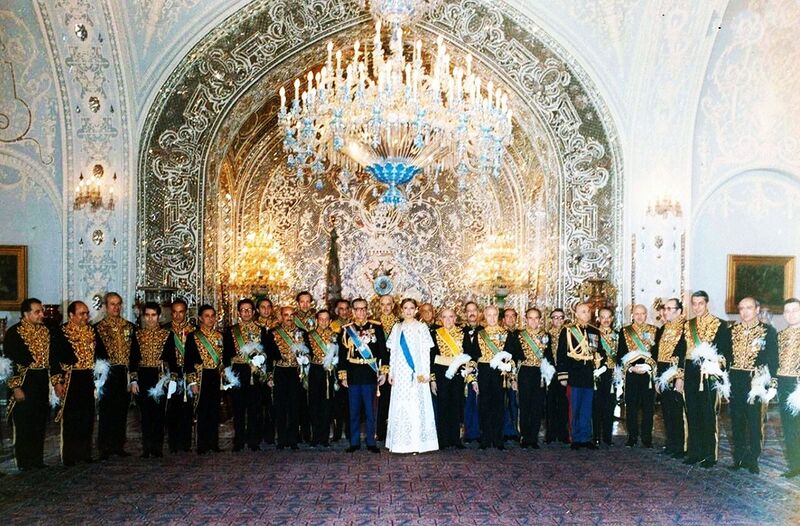 پرونده:ShahanshahAryamehrSalamNoroozCeremony1354.jpg