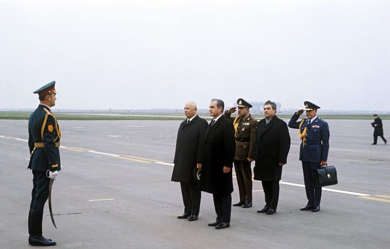 پرونده:ShahanshahArrivalMoscow18Mehr1351.jpg