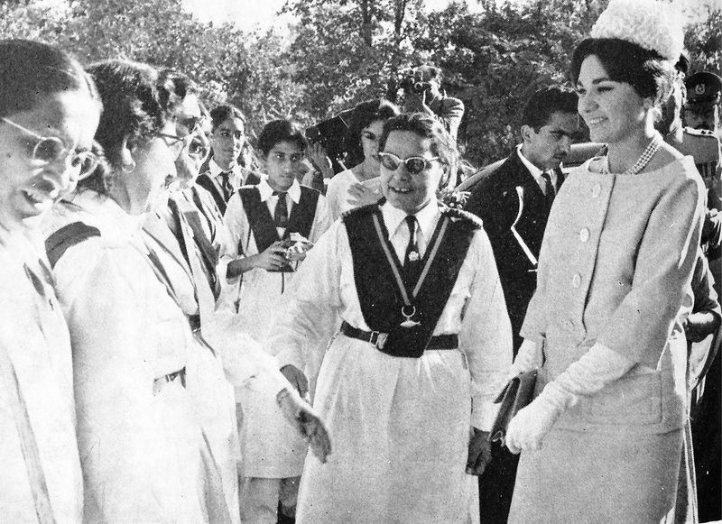 پرونده:Shahbanoo PakistanScoutgirls1338.jpg