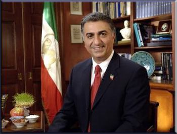 ValiahdIranRezaPahlavi.jpg