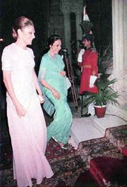 ShahbanouLahoreStateReception19Esfand1354.jpg