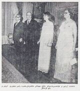 ShahanshahAryamehrPresidentAustriaKhordad2535NiavaranPalace.jpg