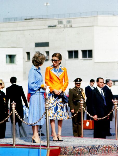 پرونده:ShahbanouFarahQueenSofiSpainTehran1978.jpg