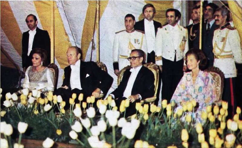 پرونده:ShahanshahPresidentFordImperialEmbassyIranWashingtonDCOrdibehesht1354b.jpg