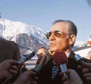 HIM AryamehrInterview1.jpg