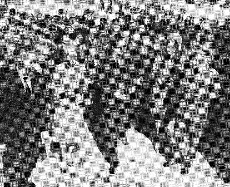 پرونده:Shahanshah KingBelgiumEspahan1343.jpg